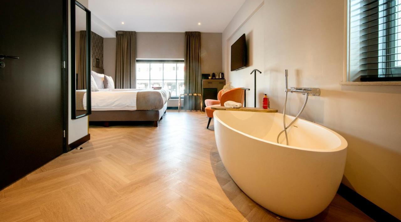 Harbour Suites Boutique Hotel Monnickendam Bagian luar foto
